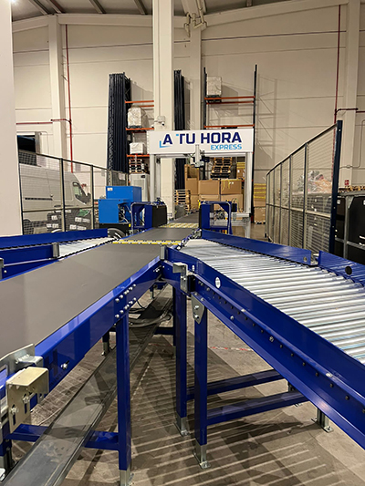  JHernando's sorter has been integrated with the A TU HORA EXPRESS system absorbing in real time the information of the packages. 